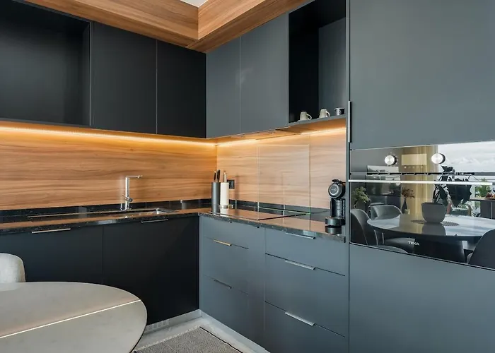 Bhf Residences Luxe Family Villa