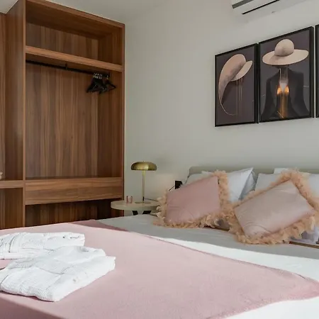 Bhf Residences Luxe Family Villa