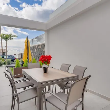 Bhf Residences Luxe Family Villa