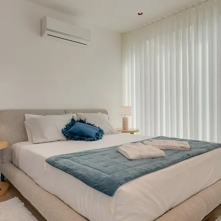 Bhf Residences Luxe Family